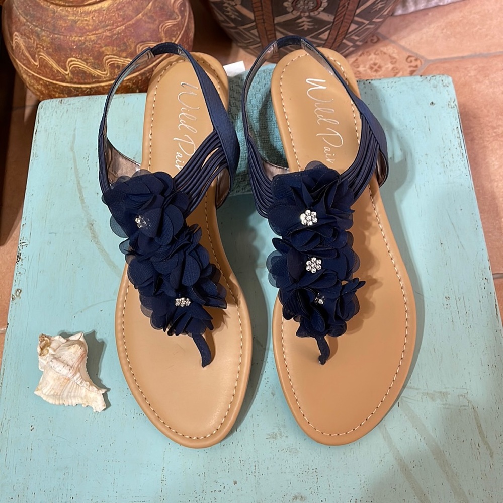 2/$20 NWOB Wild Pair Sandals